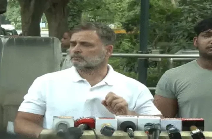 राहुल गांधी