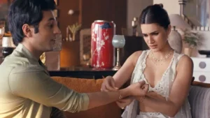 Kriti Sanon GIVA