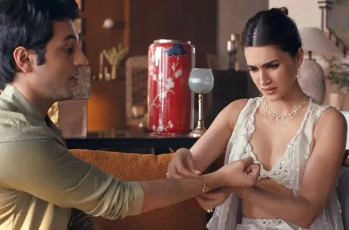 Kriti Sanon GIVA