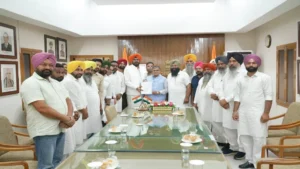 Kuldeep Dhaliwal meet Governor