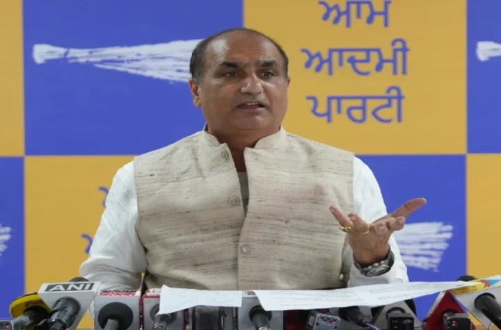 दीपक बाली