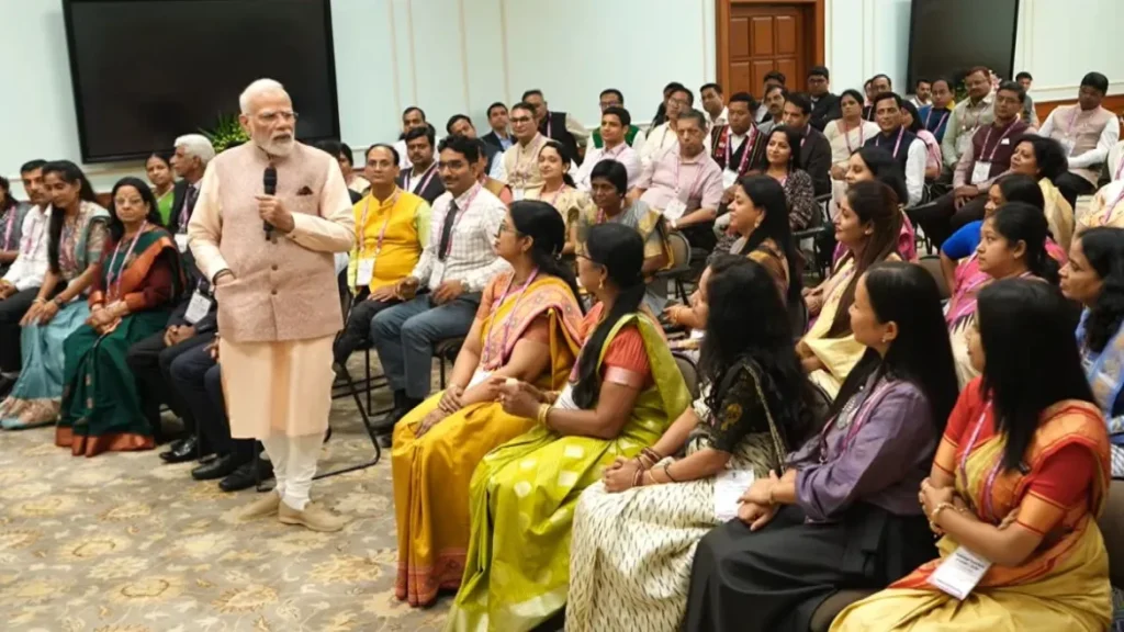 PM मोदी