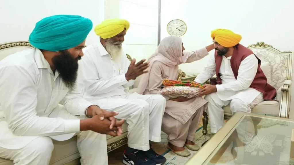 Maavan Dhiyan Satkar
