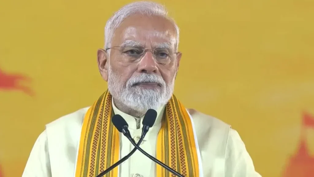 PM मोदी