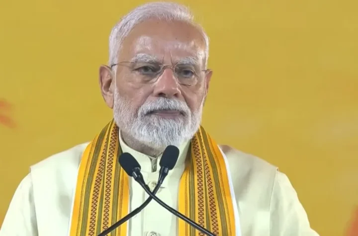 PM मोदी